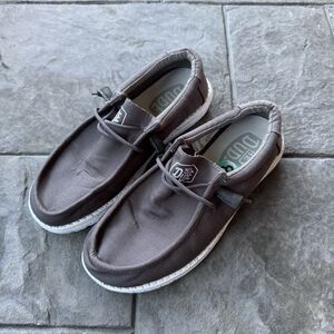 Hey Dude Wally Slub Canvas Mens 8 Dark Grey Casual Loafers Lightweight Comfort